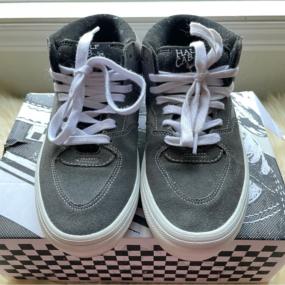 VANS Half Cab Skate Shoes Men 8 Grey White Mid Top Classic Sneaker Runner - Picture 6 of 10
